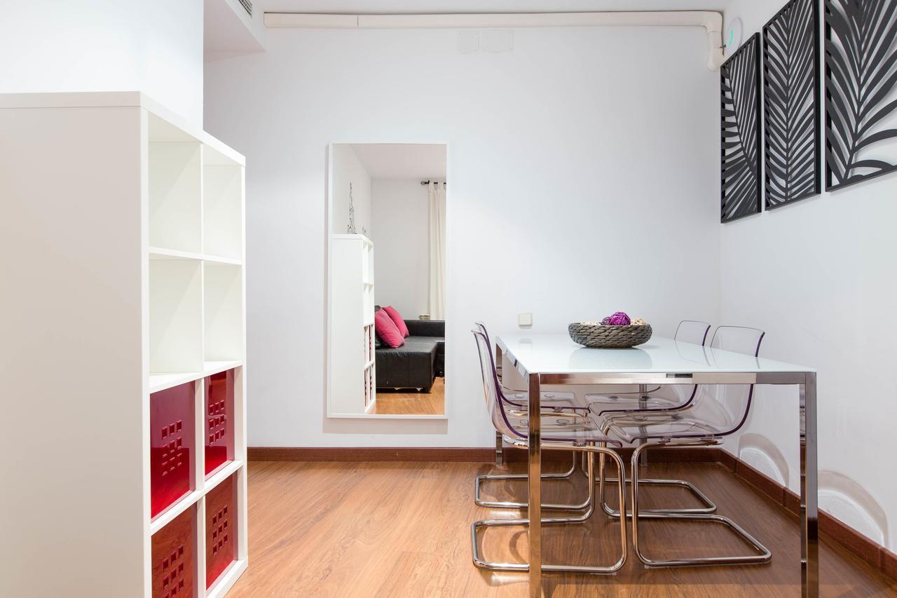 Apartament Bookinmadrid Com - Puerta Del Sol Zewnętrze zdjęcie